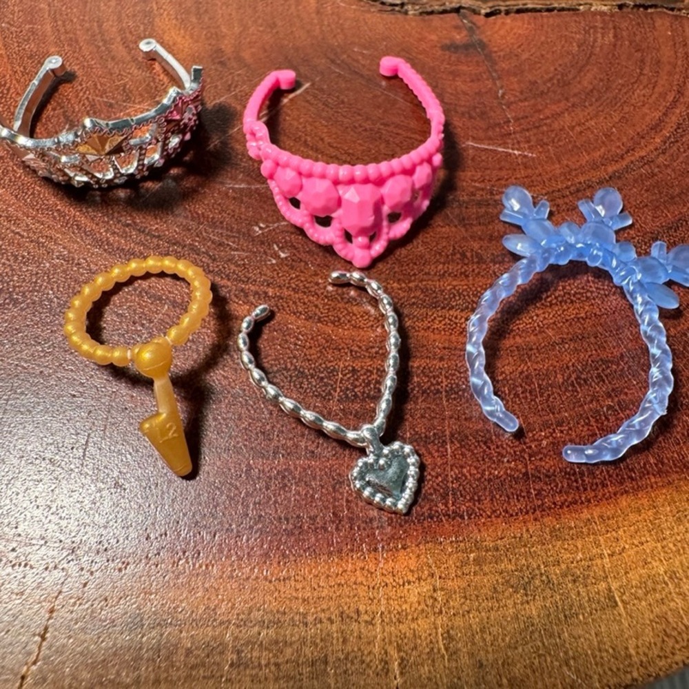 Barbie Doll Accessories Lot Tiaras Heart Necklace Snowflake Headband‎ 5pc Set